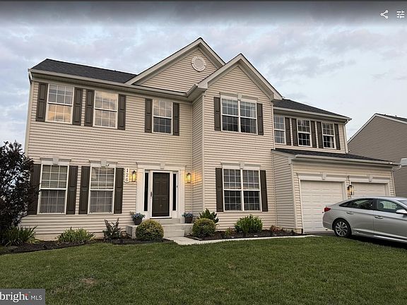 3rd image of 126 Meadow Croft Dr