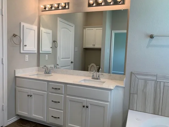 1925 Green Terrace Dr, Royse City, TX 75189