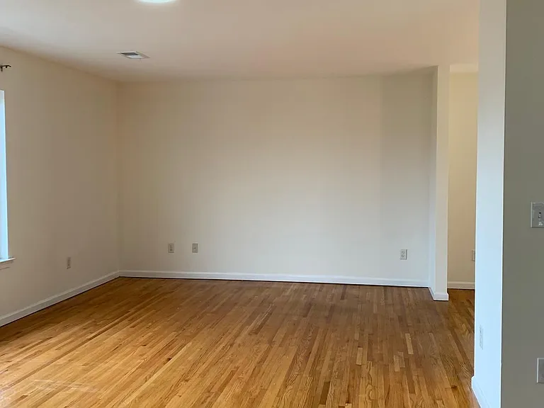 1184 Union St #FIRSTFLOOR — Photo 4