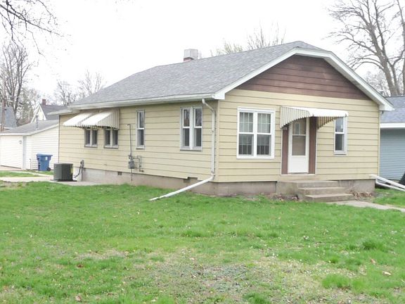 2nd image of 626 2nd Ave