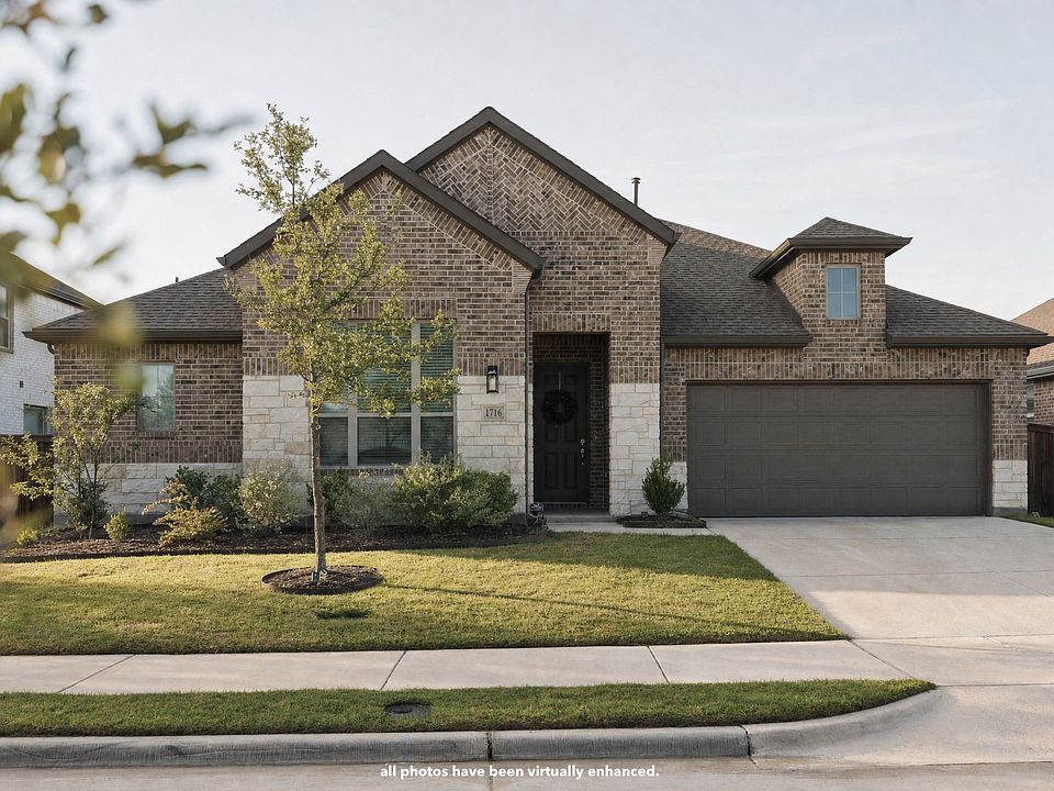 1st image of 1716 Everglades Dr