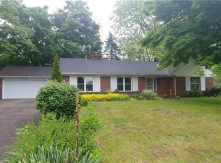 233 Ansel Rd, Geneva, OH 44041