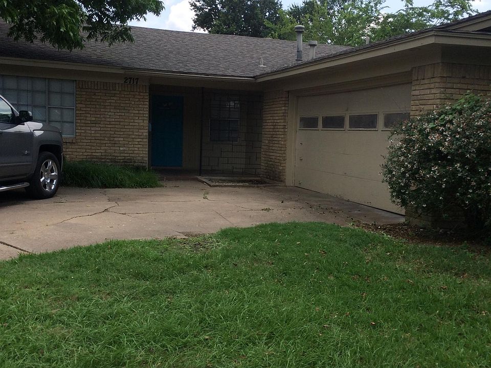 1st image of 2717 Magnolia Dr