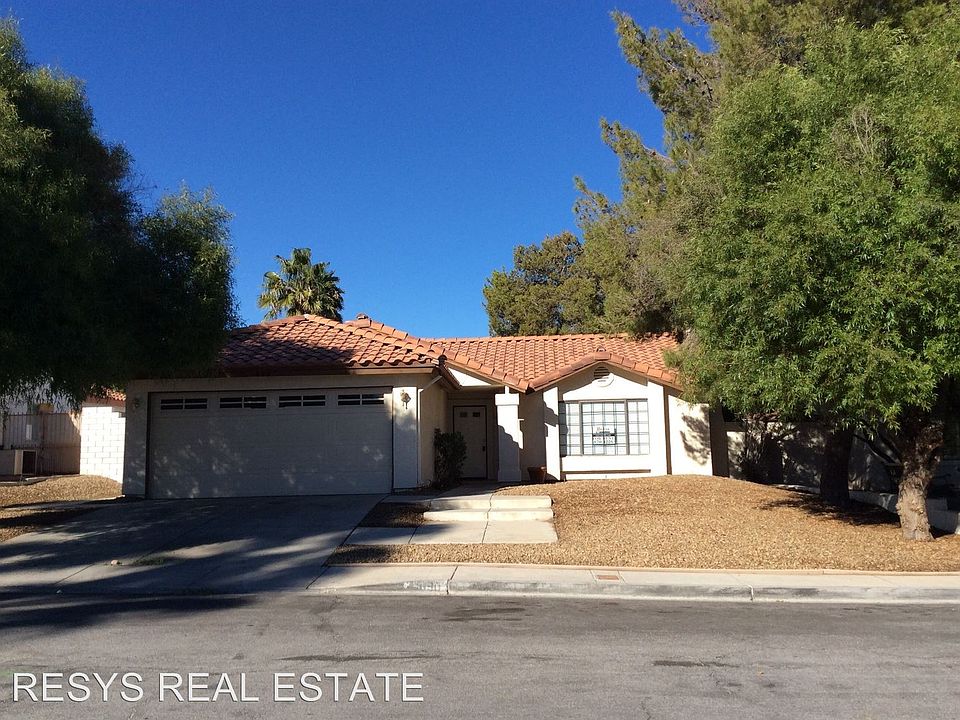 1st image of 690 Hermosa Palms Ave