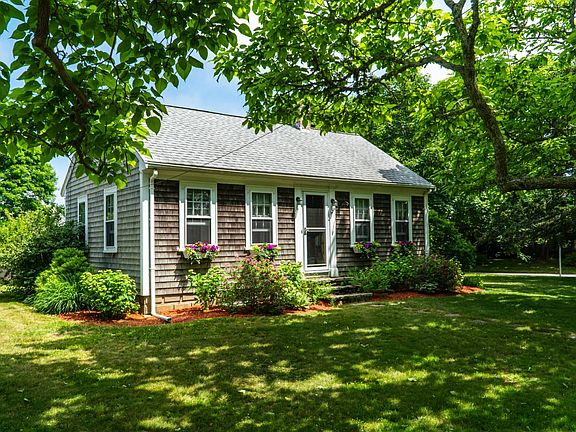 30 Davisville Rd, East Falmouth, MA 02536 | Zillow