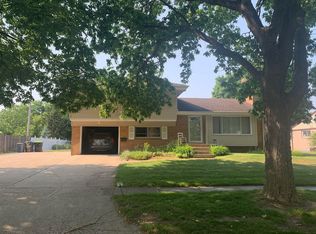 1912 Wyllys St, Midland, MI 48642