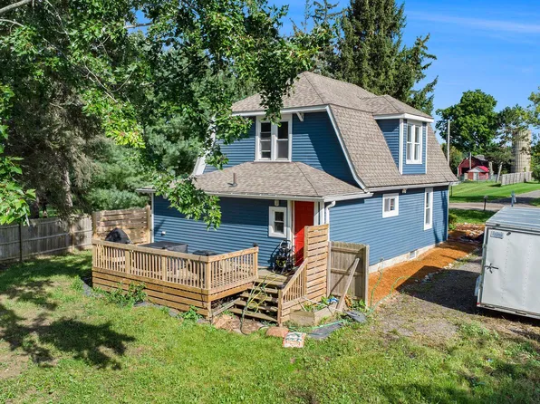 11075 Hill Rd, Swartz Creek, MI 48473