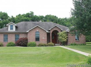 30 Rolling Meadows Ln, Springfield, IL 62711