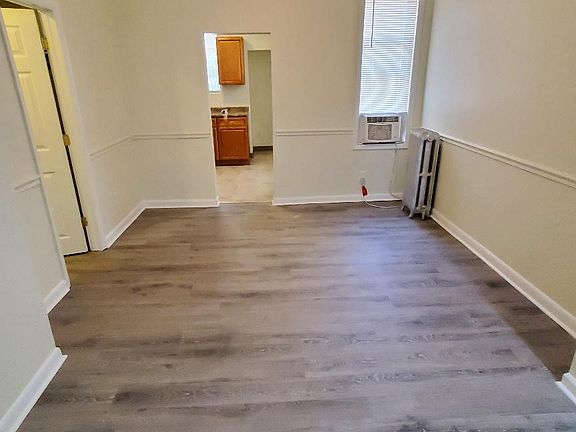 5th image of 6101 Harley Ave #6111