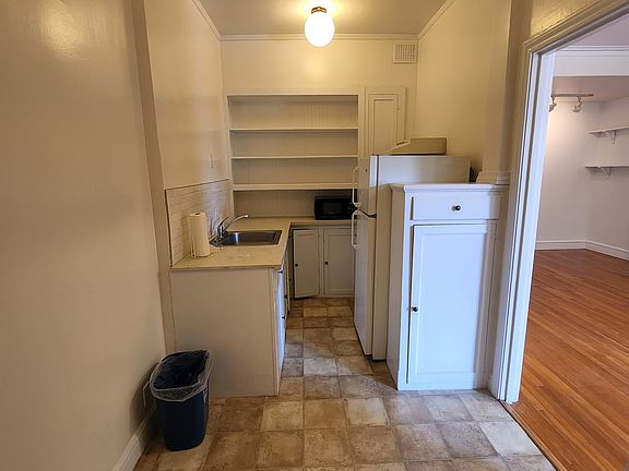 4th image of 150 Page St APT 11
