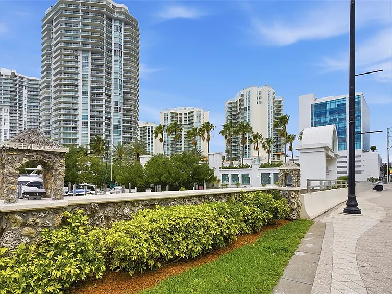 16500 Collins Ave #1856 — Photo 112