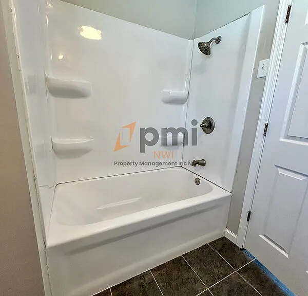 14725 Bryan St — Photo 15