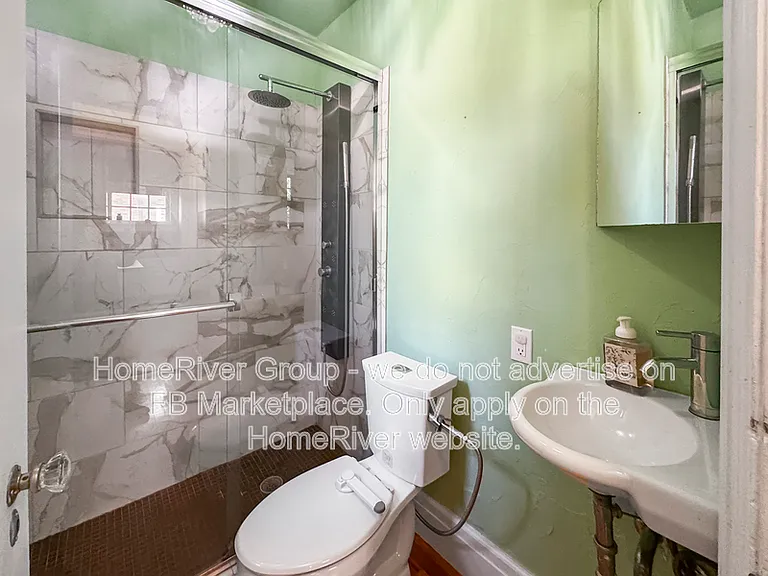 2730 NW 17th St — Photo 15