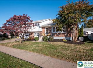 1428 Shelbourne Dr, Bethlehem, PA