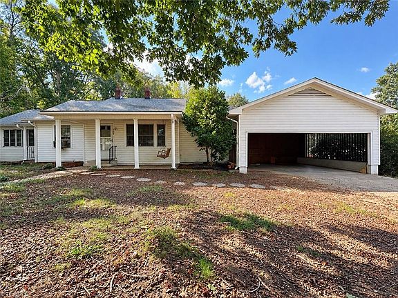 3rd image of 507 Pineywood Rd