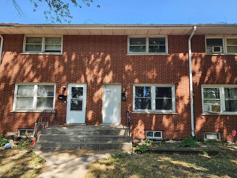 6733 Nebraska Ave — Photo 1