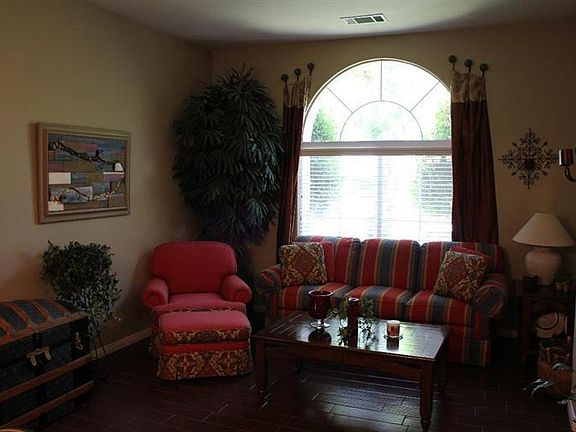 3rd image of 11931 Sturgeon Creek Dr