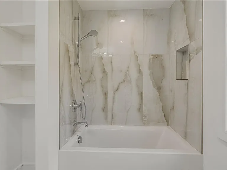 50 Walnut St #A — Photo 16