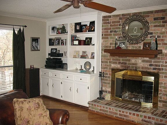 Living Room 02