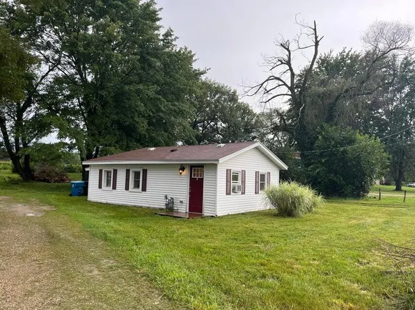 605 Marsh Rd, Plainwell, MI 49080