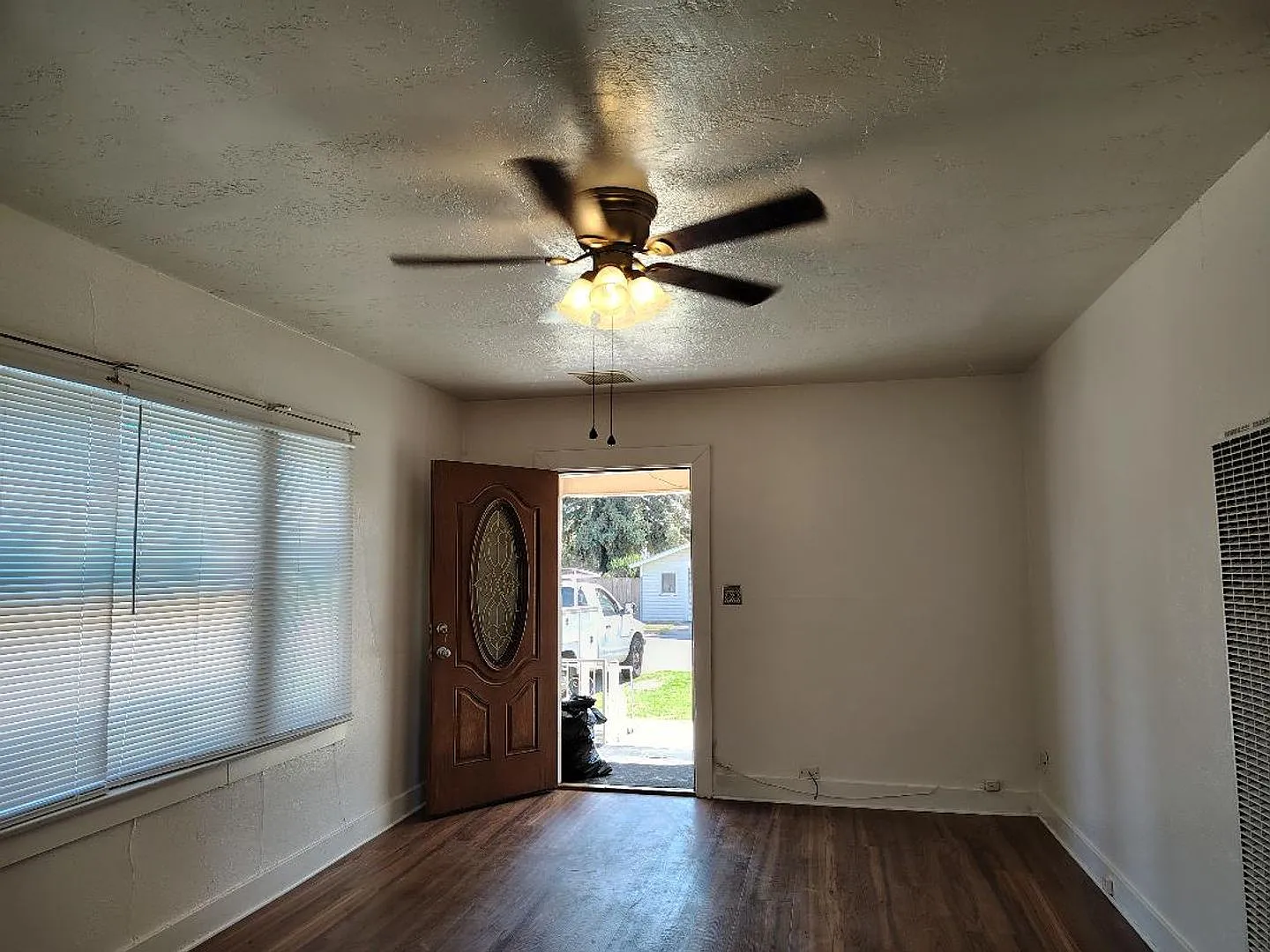 Arvin Street 310 — Photo 2