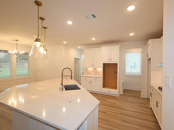 4th image of 20910 Holm Oak Way