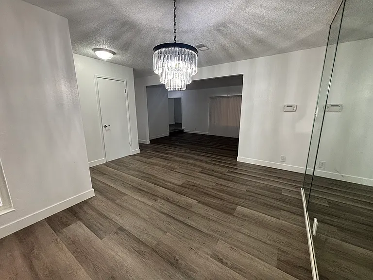 2717 Entrada Cir — Photo 3