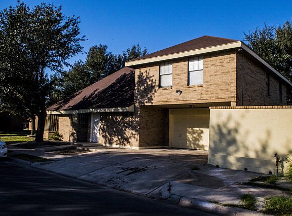 2nd image of 2600 La Vista Ave