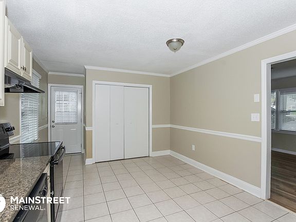 5th image of 7107 Dorn Cres