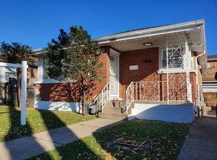 2405 Grove St, River Grove, IL 60171