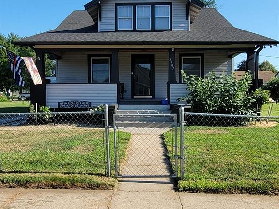 2nd image of 2907 Avenue D