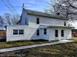 982 S Schodack Rd, Castleton On Hudson, NY 12033