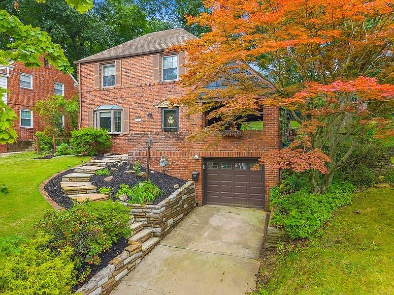 1st image of 121 Woodland Dr