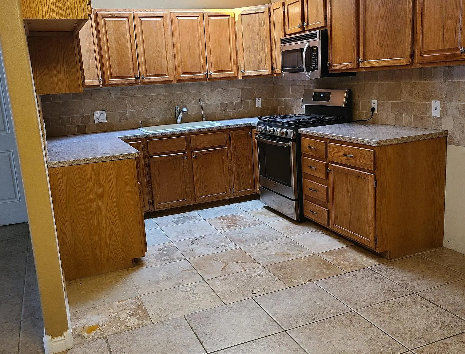 4400 W State St — Photo 4