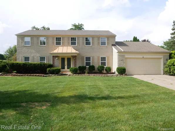 1982 Pelican Ct, Troy, MI 48084