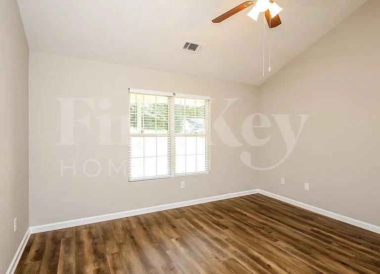 294 Cedar Springs Ln — Photo 9
