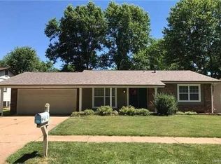 581 Lemonwood Dr, Ballwin, MO