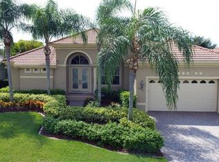 8937 Crown Colony Blvd, Fort Myers, FL 33908