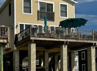 32 Field Ct, Milford, CT 06460