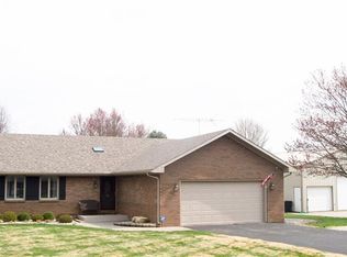 614 N Little Cedar Rd, Madison, IN 47250