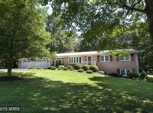 6914 Harvey Rd, Manassas, VA 20112