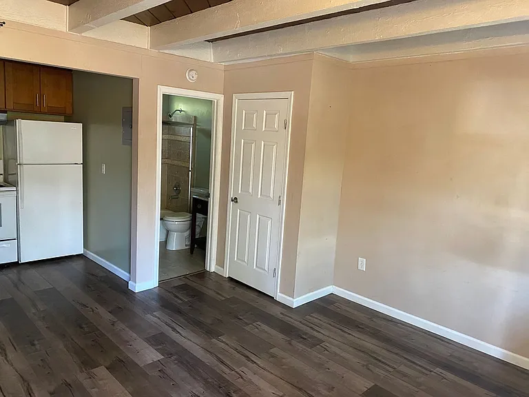 1133 Bonanza Ave — Photo 4