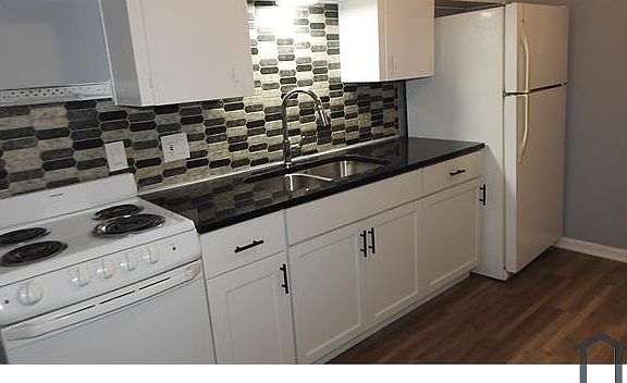 2nd image of 113 Park Ave #A