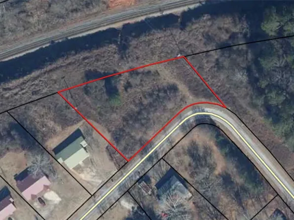 236 Skyland Dr, Westminster, SC 29693