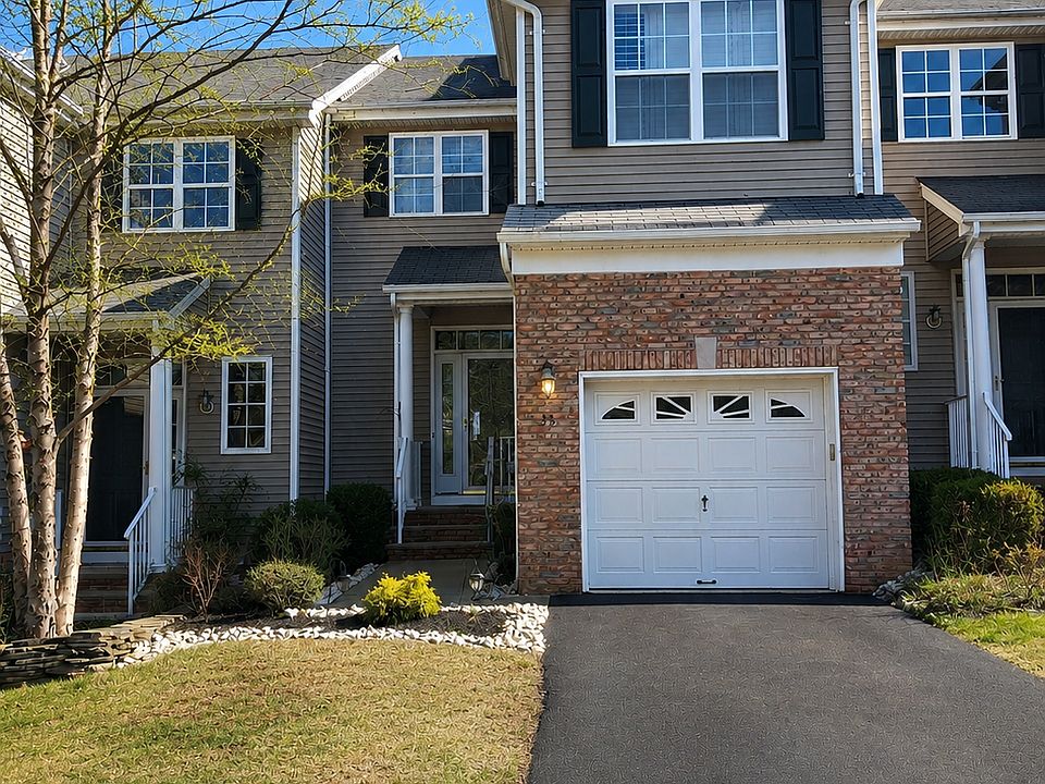 1st image of 35 Jackson Ave