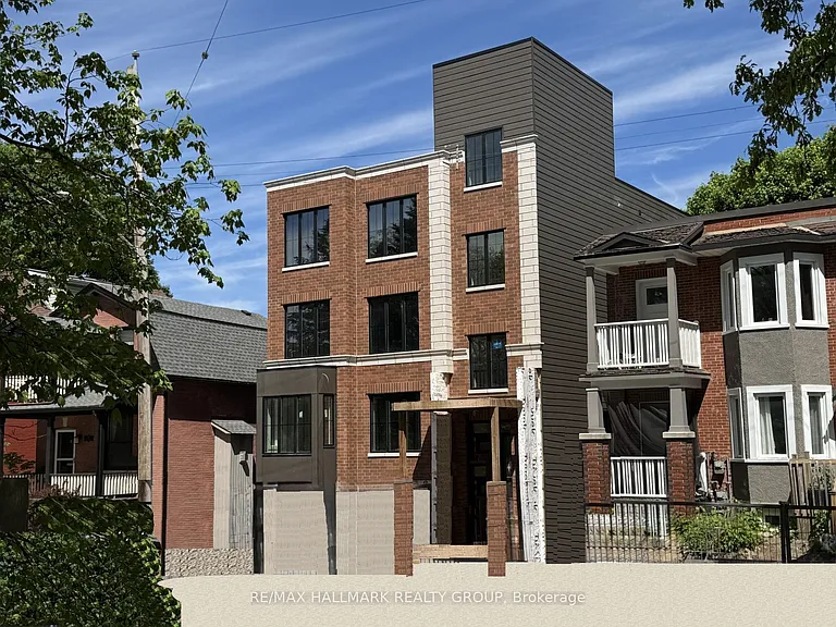 13 Ella St #3 — Photo 1