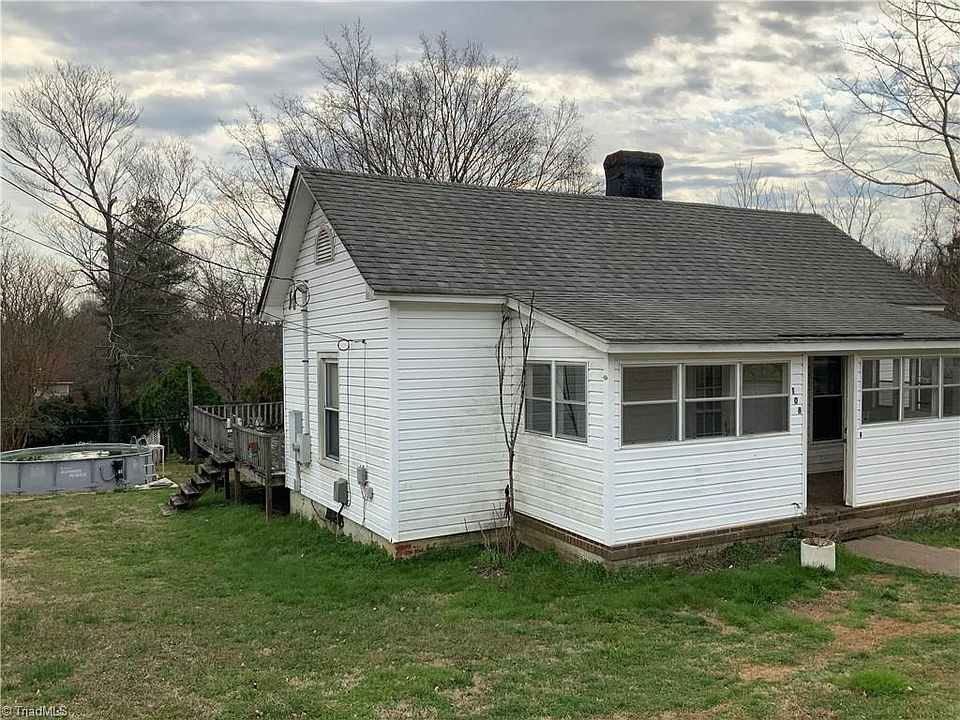 1st image of 108 Village Ave