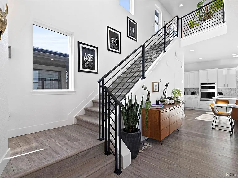 6058 N Perth St — Photo 19