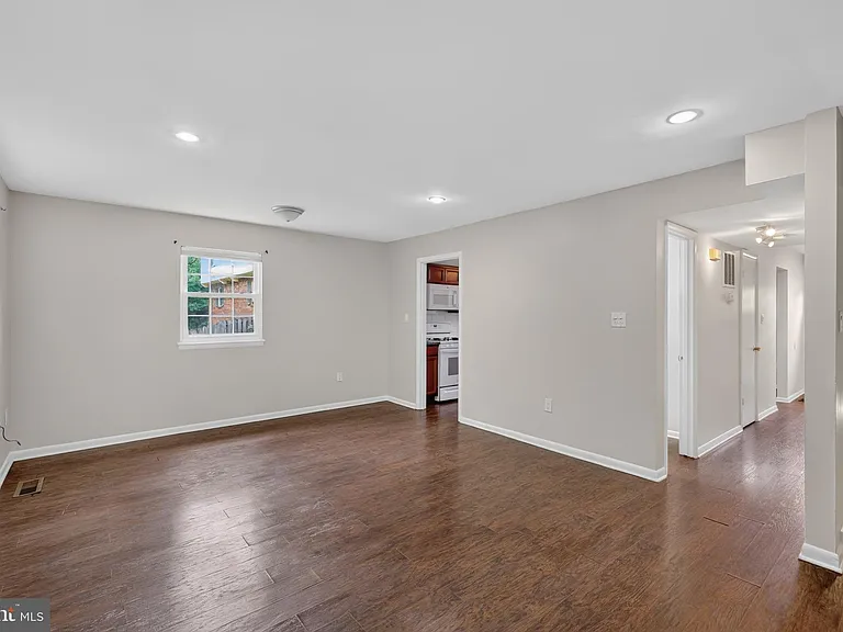 15063 Cherrydale Dr — Photo 12