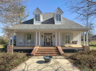 36463 Swamp Rd N, Prairieville, LA 70769